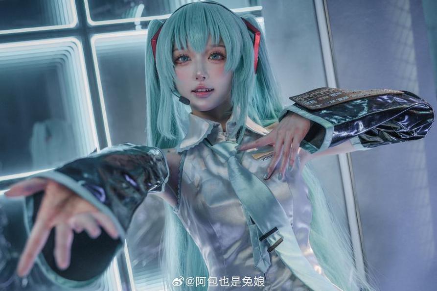 全网最全阿包也是兔娘凝华cosplay分享，多样化风格等你探索