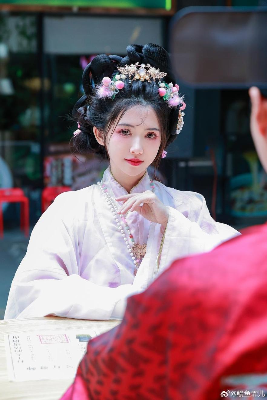 鳗鱼霏儿cos王昭君图片大PK：10套绝美cos，你最爱哪一组？